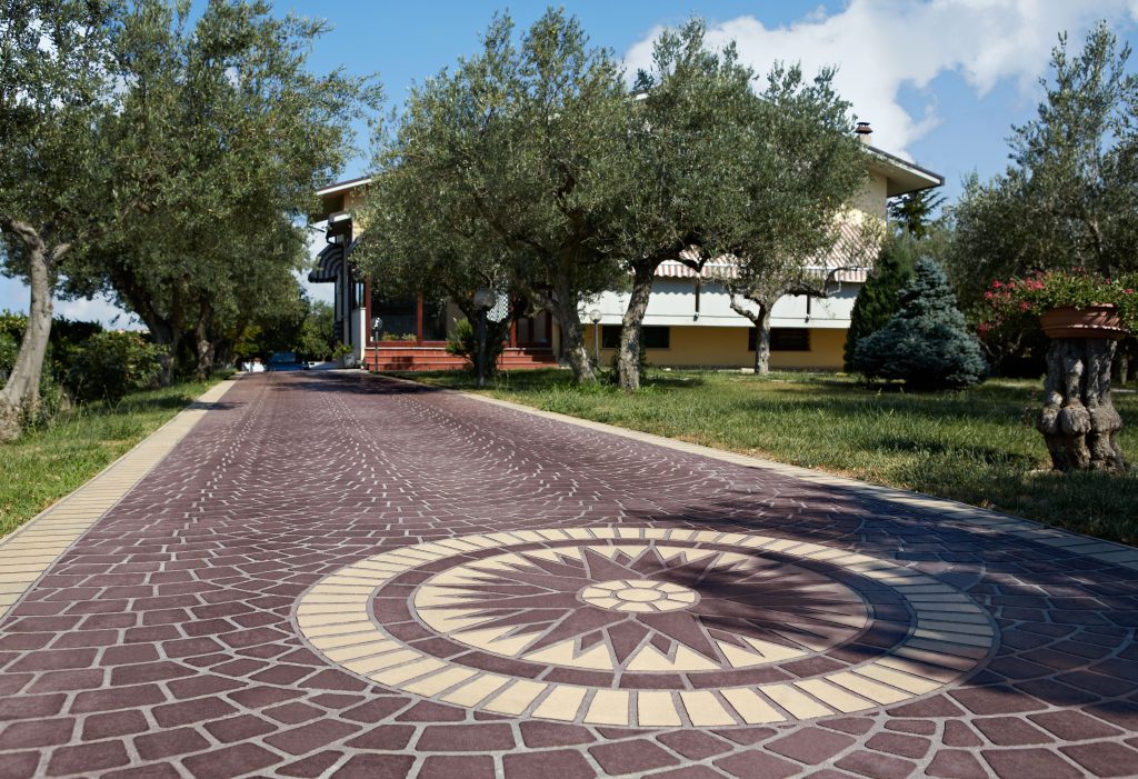 Stenciltop walls and floors outdoor